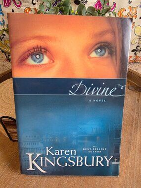 Divine Paperback - Karen Kingsbury (Tyndale House)